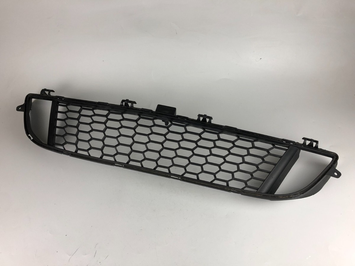 BMW 2 Series F22 Front Bumper Middle Lower Bottom Grill Unit  