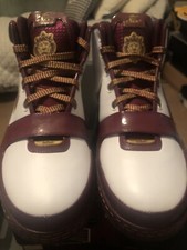 NIKE LEBRON 6  SIZE 10.5 CHRIST THE KING WHITE MAROON METALLIC GOLD 346526 162