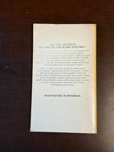 PB Vintage 1973 THE LORD'S PINK OCEAN by David Walker 1st DAW SCI-FI Printing - Picture 2 of 4