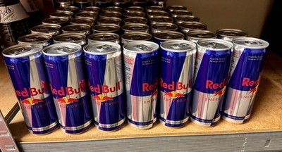 Red Bull Energy Drink Dosen-Konvolut, Energy & Fitness Drink