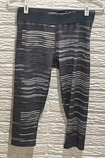 Puma Women  s Gray White Dry Cell Leggings Size L Small Mended Spot 16.5 Inseam