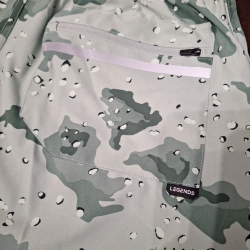 Legends Shorts Mens Large Camo Luka 7” Linerless Performance Gym Running NWT - Picture 4 of 5