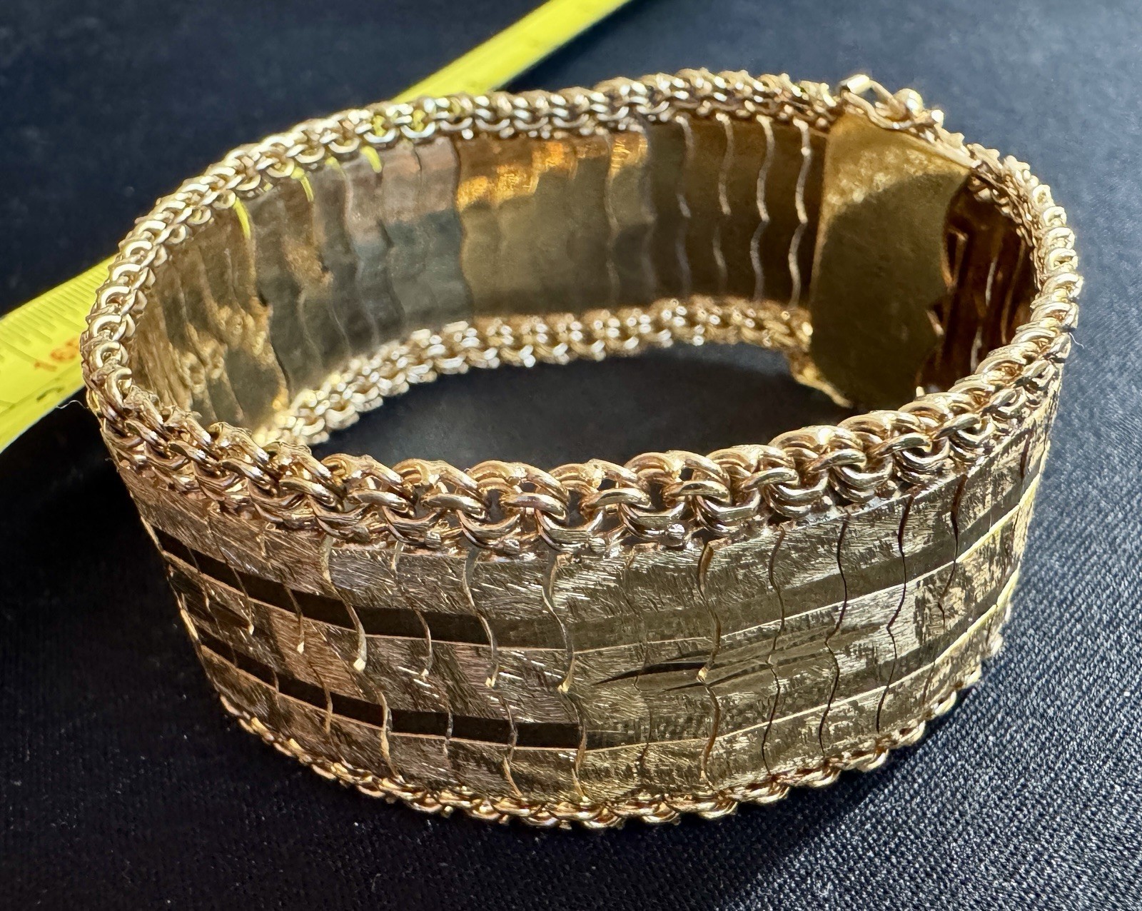 Stunning 18K Solid Gold Woven Statement Bracelet … - image 3