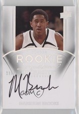 2011 Exquisite Collection Rookie Signatures 113/199 MarShon Brooks #75 Auto d5c