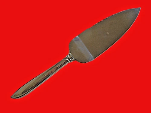 International Silver Rhythm Sterling Silver Pie Server 10 5/8" Serrated Blade NM