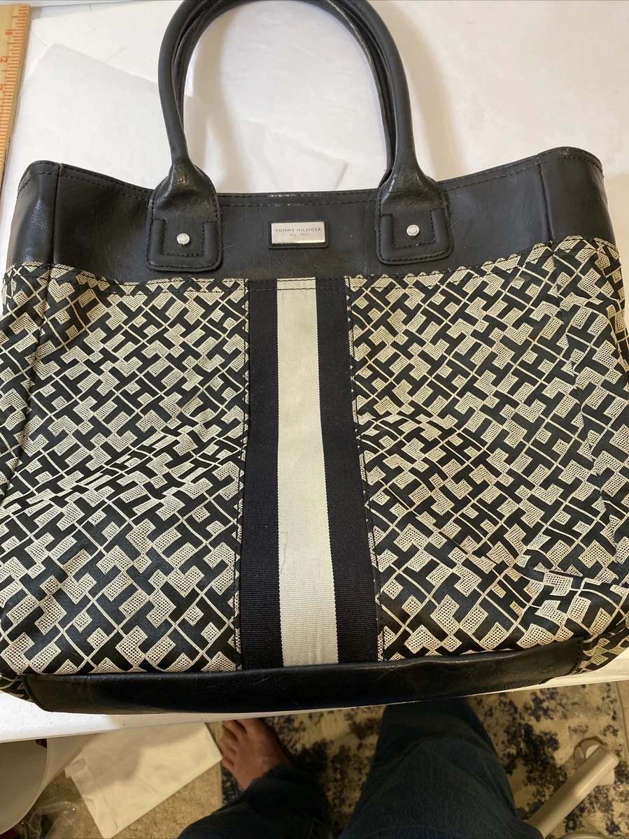 Vintage tommy 2024 hilfiger purse