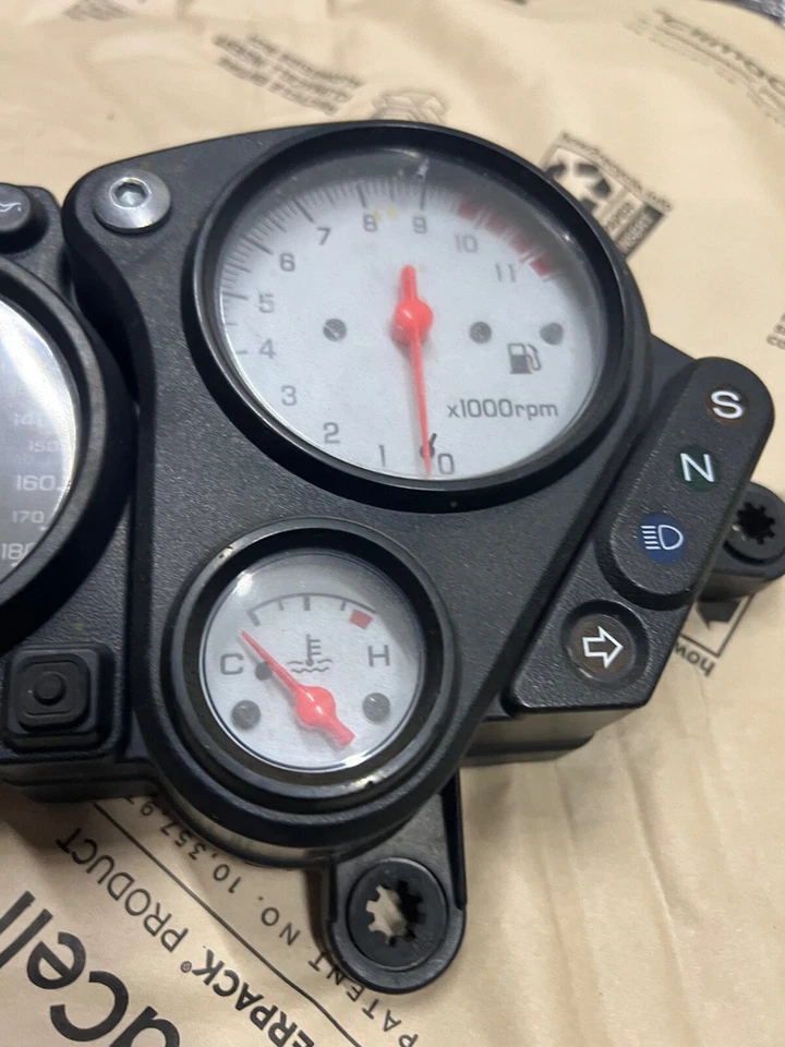 Honda Super Hawk 1000 1998 velocímetro Foto 3 de 4