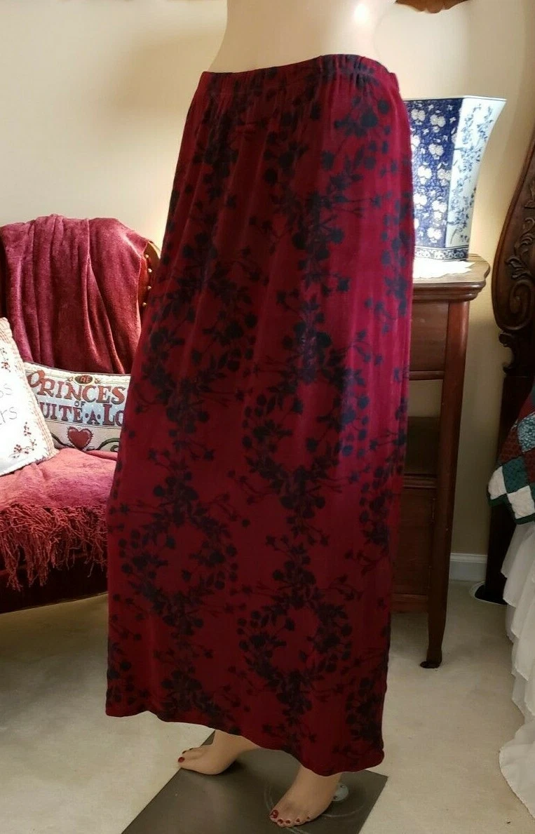 Travel knit 2025 maxi skirt