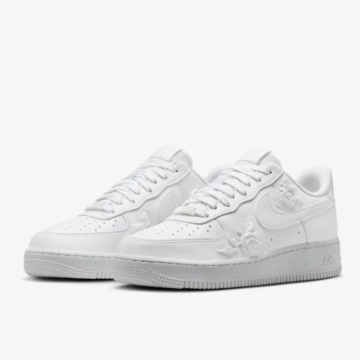 Nike Women's Air Force 1 '07 