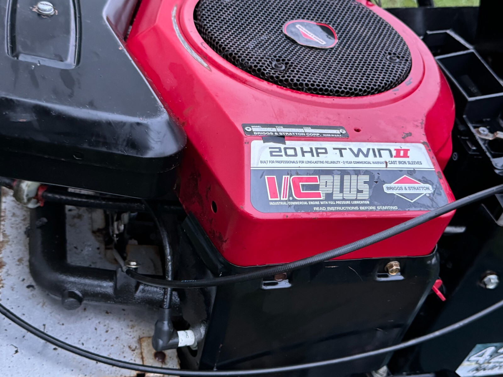 Briggs & Stratton 20HP Power Built To Last Twin Cylinder...Good Running ...