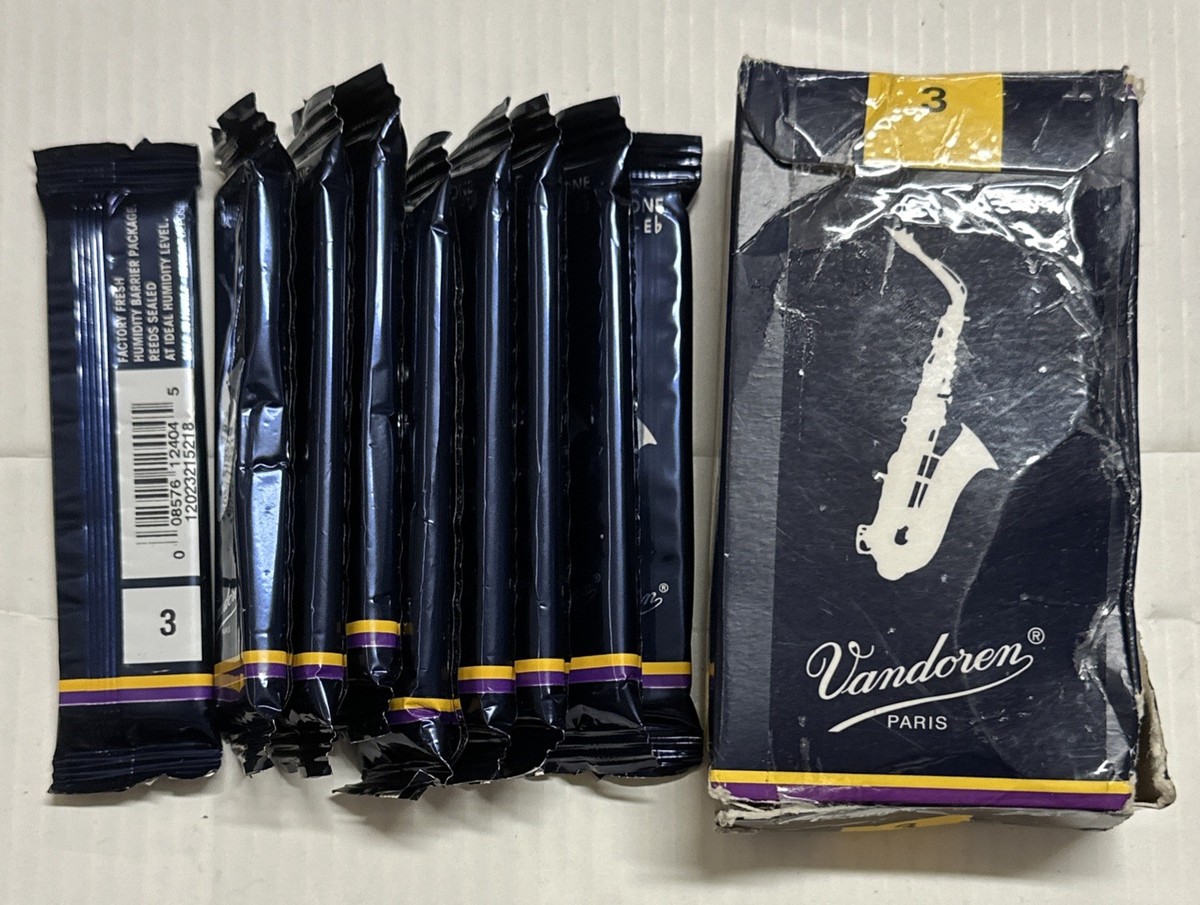 Vandoren 9 PACK Traditional Alto Saxophone Reeds #3 Strength 3