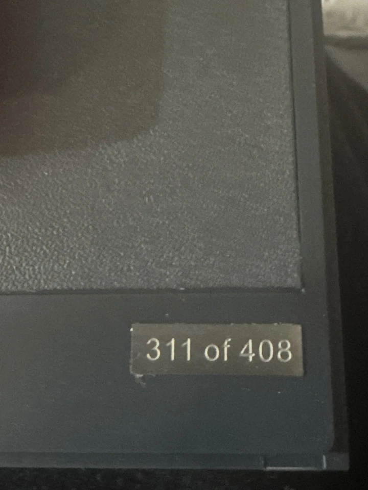 GHIA 450 SS CONVERTIBLE 1966 RED MATRIX MX10701-032 1/43 BASED FIAT 2300 311/408 - Image 2 of 4