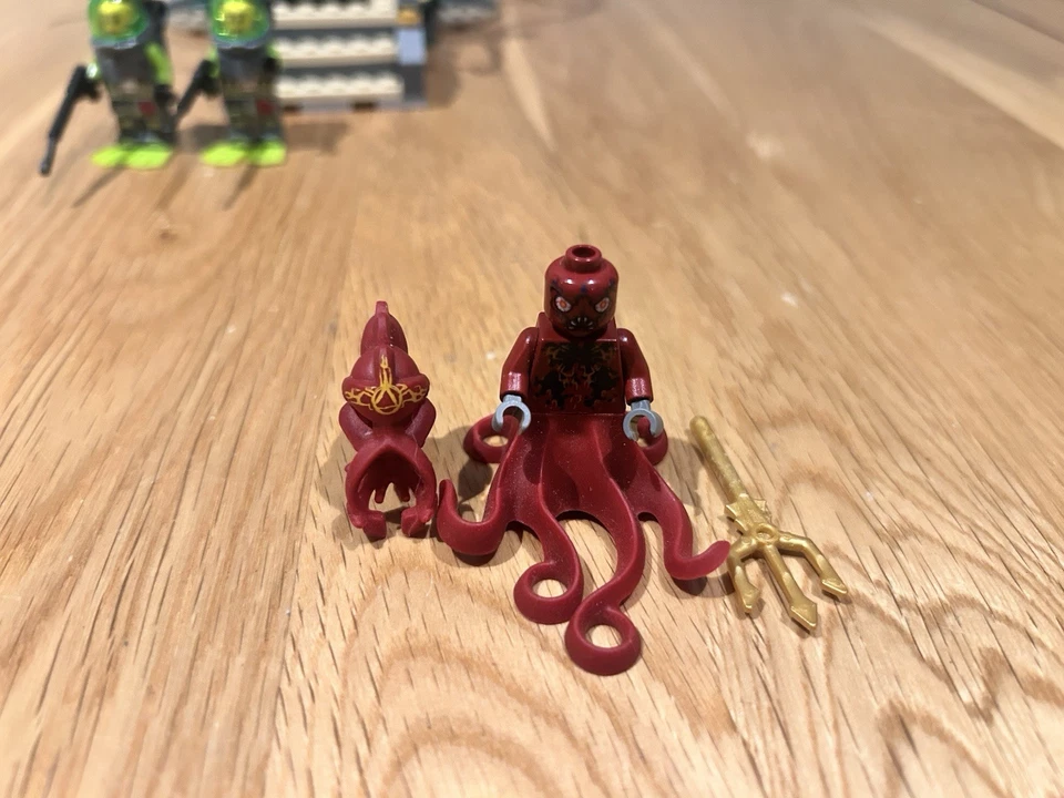 LEGO Atlantis Gateway of the Squid 8061 - Image 3 of 4