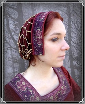 New Romantic - Haube Adelheid  Leonardo Carbone