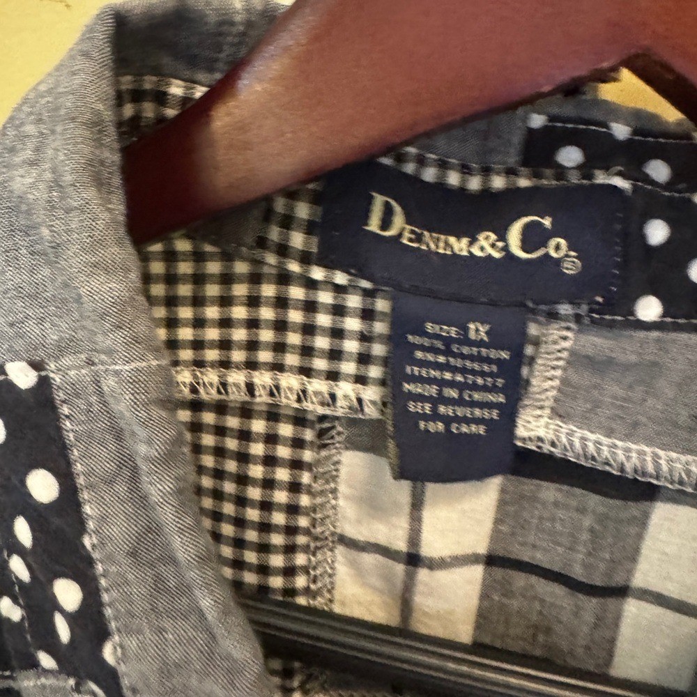 Denim and Co. Patchwork Black and White Button Do… - image 4