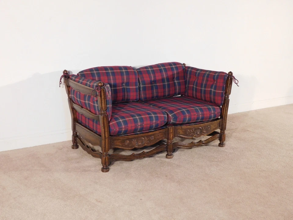 Antique French Dark Oak 1950s / 60s Shell Carved Settee Daybed - Image 4 of 4