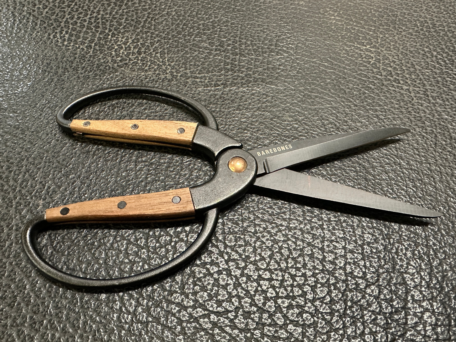 CUSTOM Leather Holster with Scissors - Barebones Shears / Dark Oil Sheath