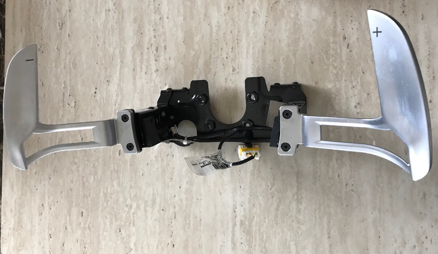 2017  MASERATI GHIBLI STEERING WHEEL GEARSHIFT CONTROL PADDLE SHIFTERS OEM
