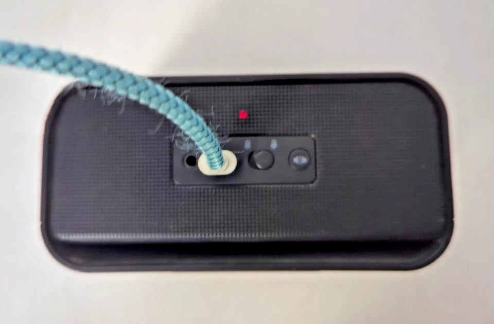 BROOKSTONE DESIGN USA BIG BLUE LIVE 2.0 870796 - TOTALMENTE FUNCIONAL Foto 2 de 4