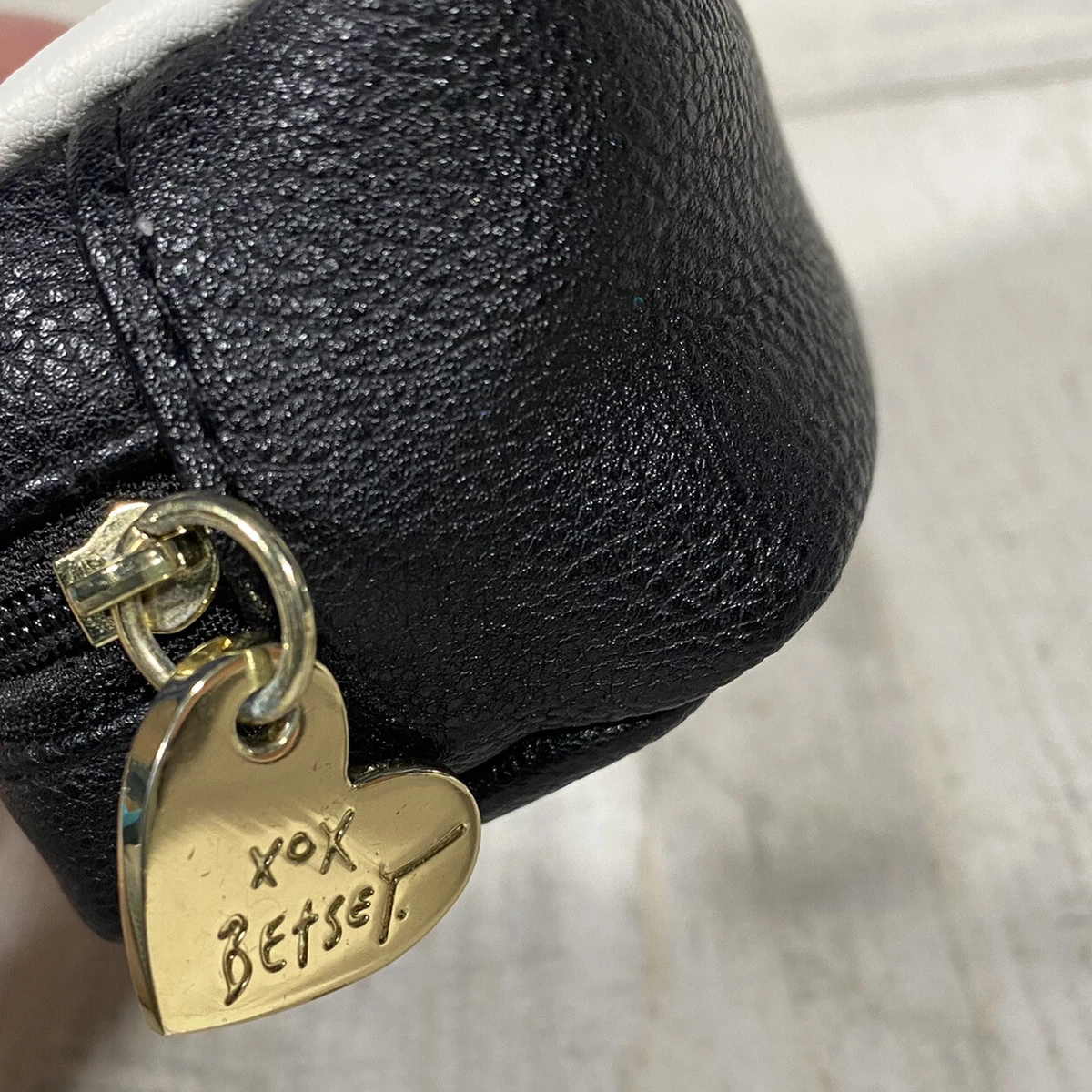 Betsey johnson hotsell penguin purse
