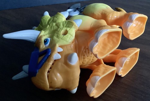 Hasbro Playskool Heroes Chomp Squad Dinosaurio Oficial Bloqueo Triceratops *FUNCIONA* - Imagen 6 de 6