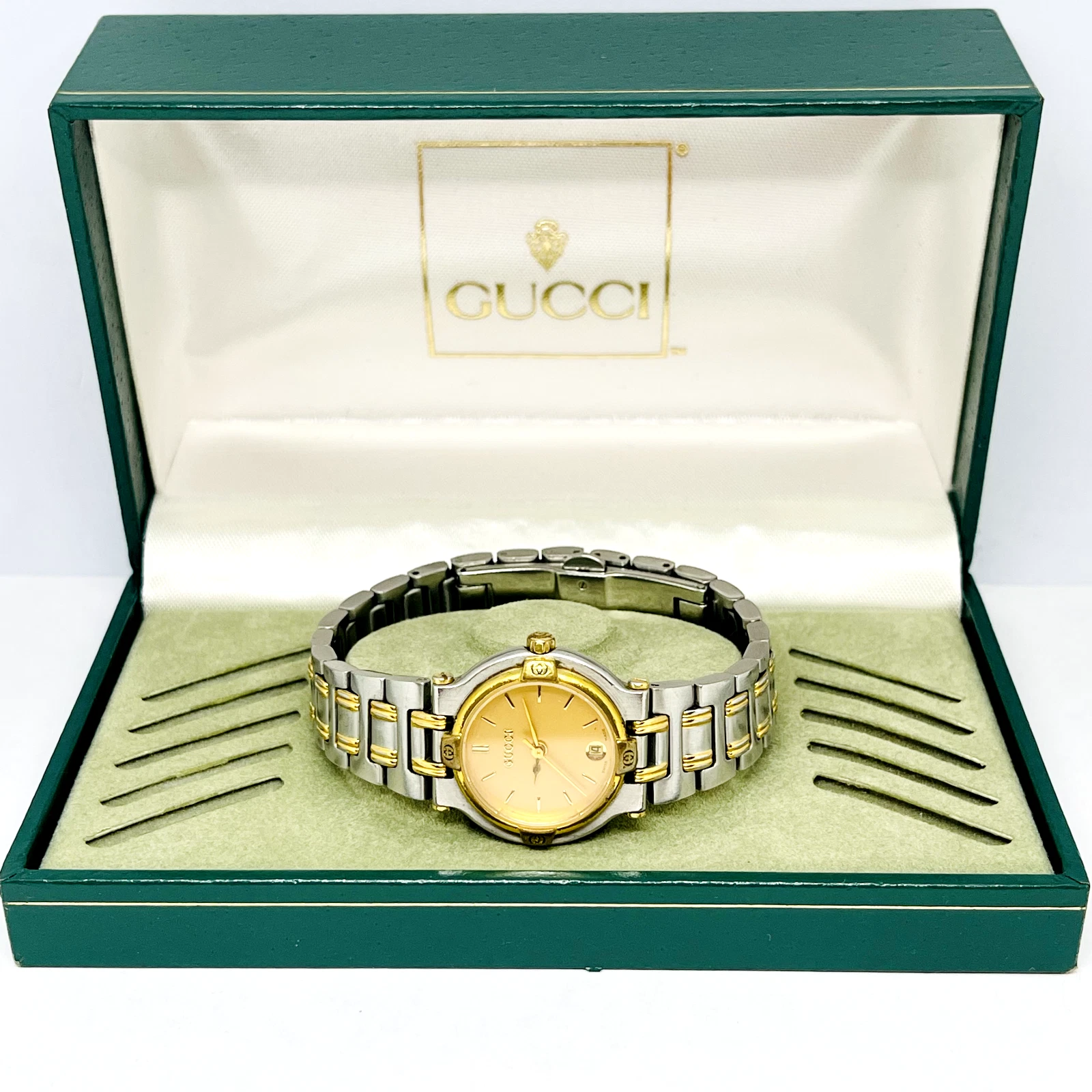 Montre femme Gucci 9000L à quartz avec boite
