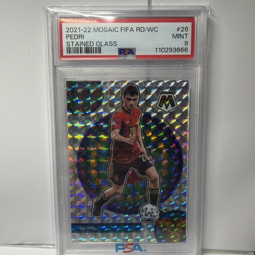 Pedri #26 2021 Panini Mosaic Road to FIFA World Cup Stained Glass card