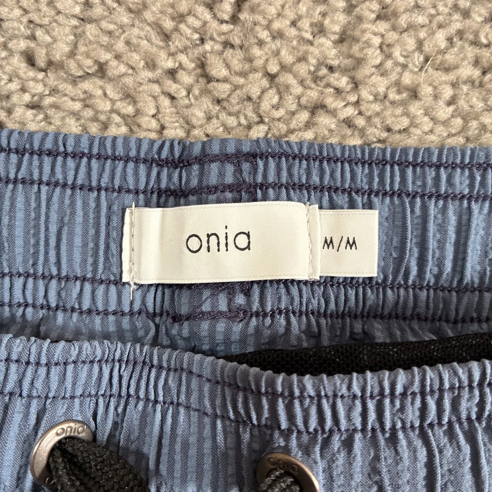 Bañador corto forrado Onia Blue Seersucker de nailon elástico para hombre talla M Foto 3 de 4