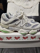 New Balance 9060 Bricks And Wood  Size 9.5