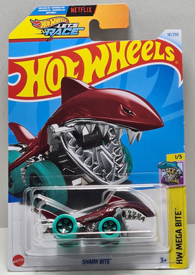 Hot Wheels  2021  Shark Bite /Mega Bite Long Card HTC94  Imported Malaysia