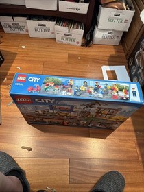 LEGO City 60097 City Square. New. Sealed.