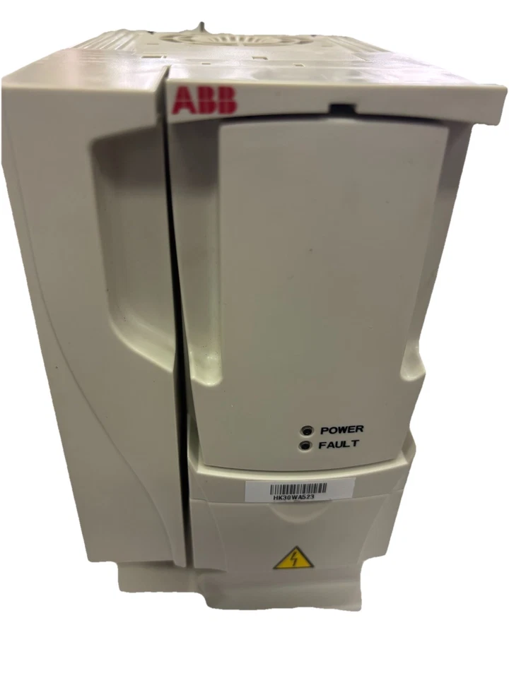 Unidades de climatización ACS320-03U-14A6-2 ABB, unidad serie ACS320, AC, 3,0 HP, 240 V, 13,3 A, Foto 2 de 4