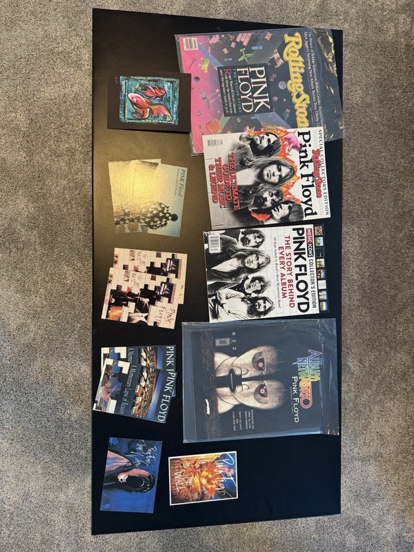 Pink Floyd Huge Collector Lot 30+ Items CDs Books Mags Prints Poker Chips