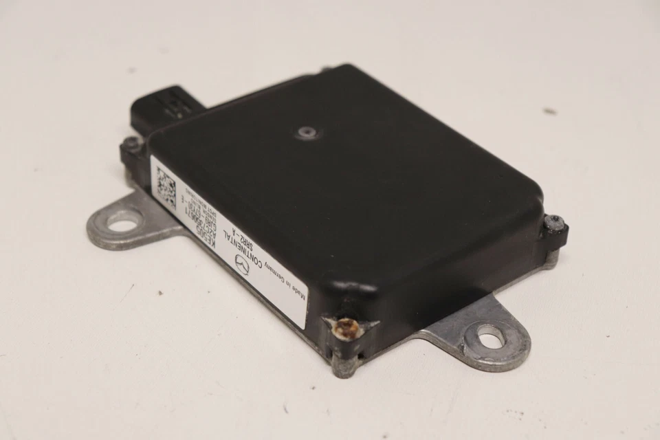 Módulo sensor radar punto ciego trasero F208259 2014-2016 Mazda 6 diestro o izquierdo OEM Foto 2 de 4