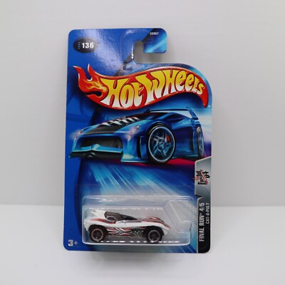 2004 Hot Wheels #136 Final Run 4/5 CAT-A-PULT White w/Gray Co-Mold Spoke Wheels