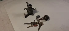 DELCO REMY 1949-52 PONTIAC 49-53 CHEVROLET GMC TRUCK IGNITION SWITCH WITH 3 KEYS