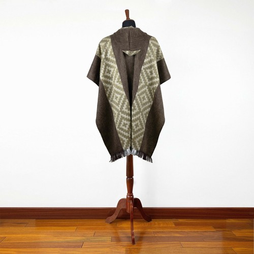 Lightweight BABY ALPACA Wool Hooded Poncho Pullover UNISEX Handmade in Ecuador - Picture 7 of 10