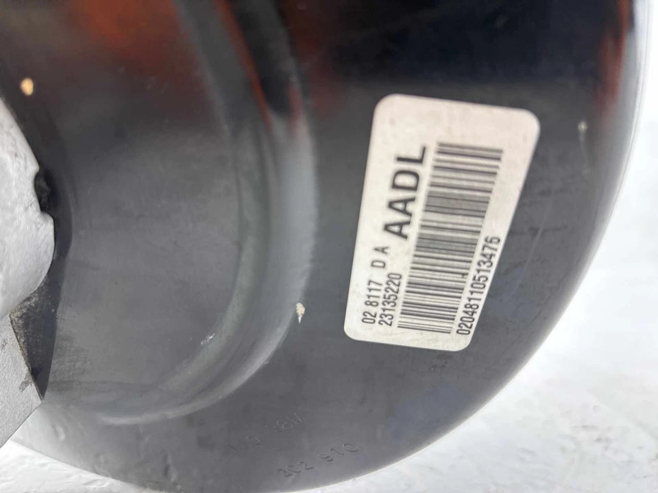 Главный цилиндр и резервуар тормозного усилителя для Chevrolet Tahoe 2015–2020 годов от оригинального производителя - Изображение 3 из 4