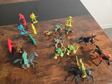 Vintage Cowboys vs Indians Toy Lot Horses Animals Figures Western Playset Mixed
