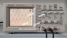 Tektronix TDS220 100 MHz 2 Channel Digital Oscilloscope /Good function / 