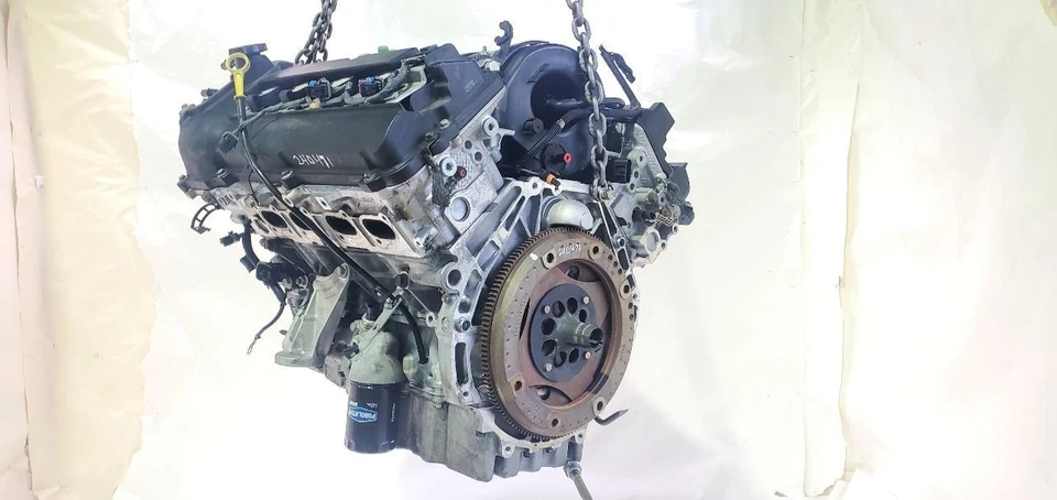 Cadillac XLR 2004 2005 motor OEM motor 4,6 L V8 tracción trasera 86 k 8 cilindros Foto 3 de 4