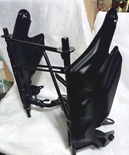 SET 5 Pcs HONDA MSX 125 GROM 2016-21 BRACKET FRONT HEADLIGHT STAY COWL GENUINE - Picture 3 of 11