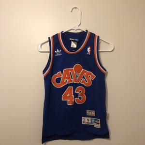 brad daugherty jersey