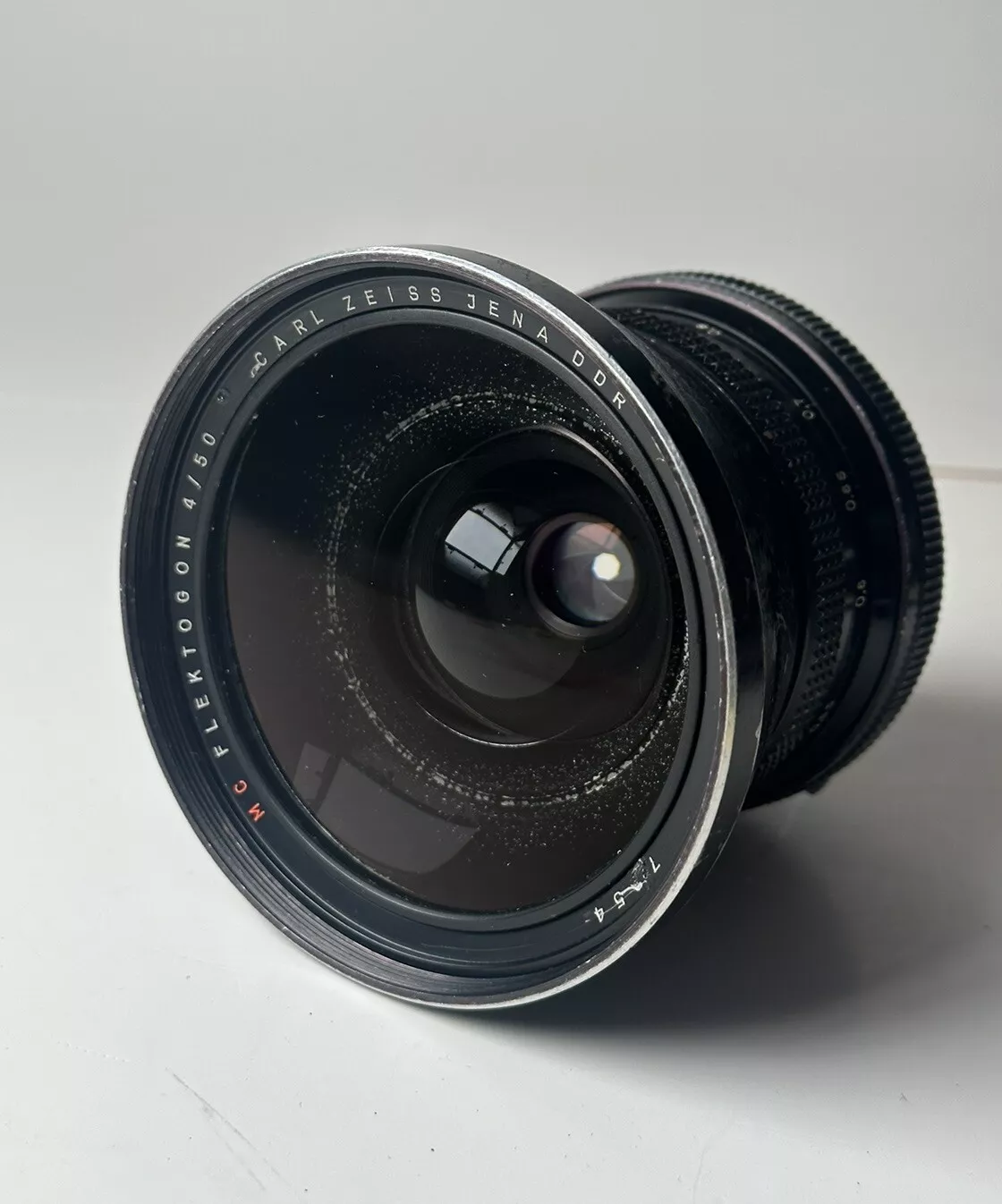 Carl Zeiss Jena Flektogon 50mm F4 Pentacon Six Carl Zeiss Jena Flektogon 50mm F4 Pentacon Six