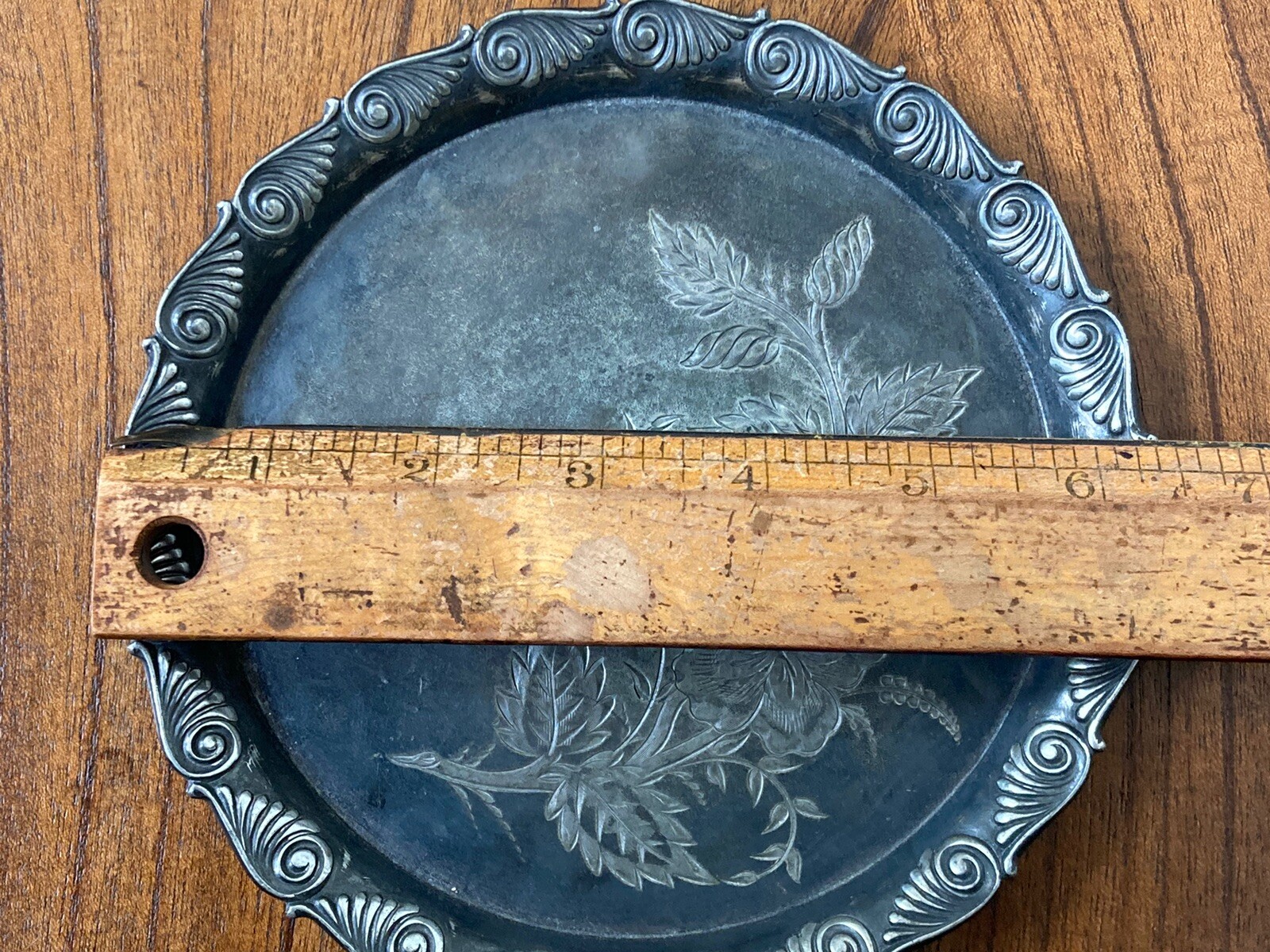 The Middletown Plate Company Dish Trinket Tray Quadruple Plated 18 White Metal