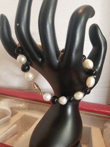 10K Gold Beads Black & White Freshwater large Pearl Beaded BRACELET VTG - Picture 9 of 11