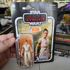Kenner Hasbro Star Wars The Vintage Collection REY Rise of Skywalker VC156 New