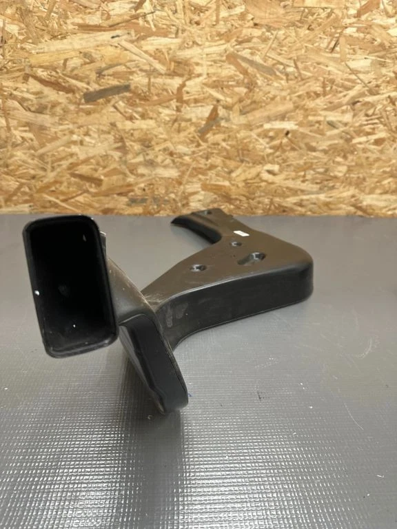 Manguera de admisión de aire eléctrica Volkswagen e-Golf 2018 5QE819805 IEN2474 Foto 2 de 4