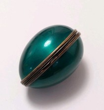 Mappin und Webb Sterlingsilber vergoldet und grüne Emaille Ei Pille/Schmuckdose