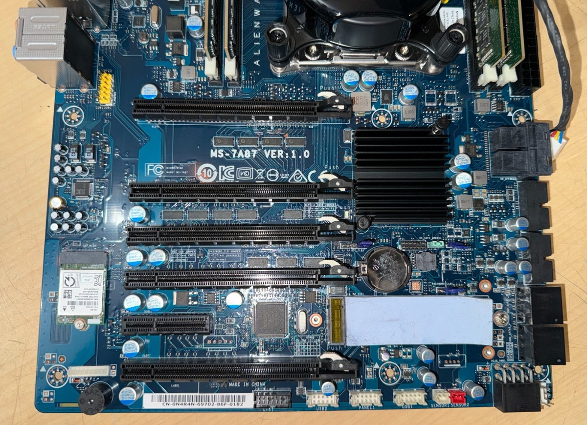 CPU Intel Core i9-10980Xe+Alienware MS-7A87 Amazon.com: Intel Core i9-10980XE Desktop Processor 18 Cores 36
